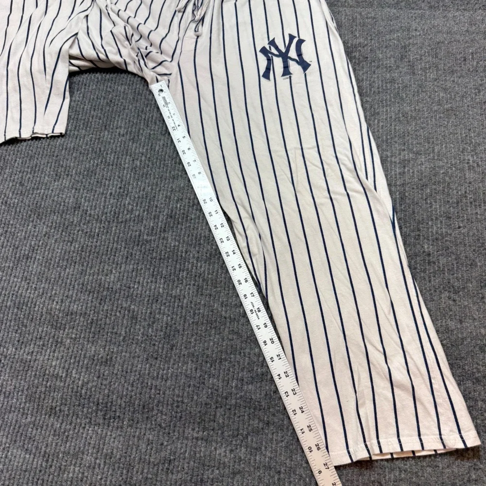 NY Yankees‎ White Navy Pinstripe Lounge Pants Women Large MLB Athleisure Jogger